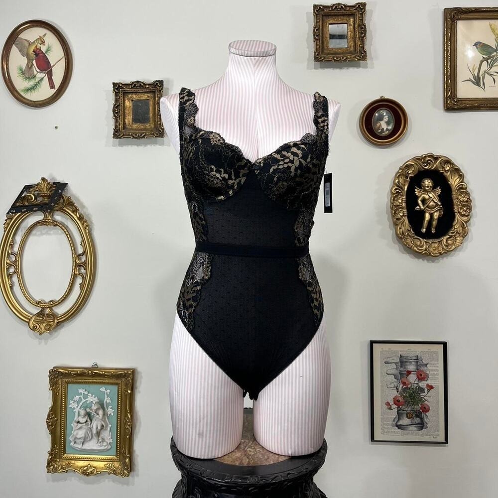 Frederick's of Hollywood Black & Gold Lace Bodysuit Toyna – Size Small